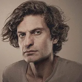 MUHSİN AKGÜN — KiKi'de çalan DJ