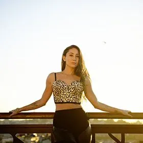 ELİF TANVERDİ — KiKi'de çalan DJ